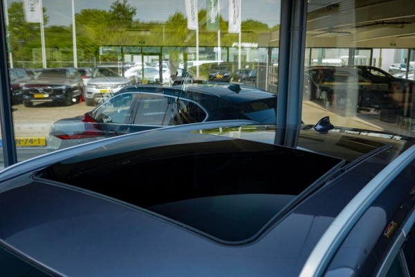 BMW X1 xDrive25e High Executive Edition / Pano / Leder / Harman Kardon / Camera / Adaptive Cruise