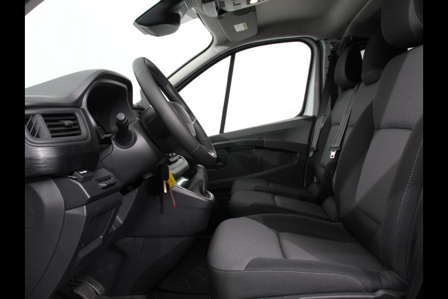 Renault Trafic 2.0 Blue dC1 150PK L2H1 Advance Dubbele Cabine Navigatie Airco Lichtmetalen velgen Betimmering Trekhaak Camera Parkeer sensoren Dab