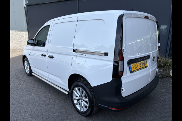 Volkswagen Caddy Cargo 2.0 TDI Airco - Apple carplay - Navigatie - Parkeersensor achter - Zijschuifdeur rechts - Tussenschot volledig - Cruise control - Mistlampen - Bluetooth - Stuur multifunctioneel - Elektrische ramen - Start/stop systeem