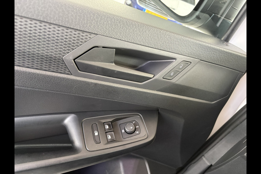Volkswagen Caddy Cargo 2.0 TDI Airco - Apple carplay - Navigatie - Parkeersensor achter - Zijschuifdeur rechts - Tussenschot volledig - Cruise control - Mistlampen - Bluetooth - Stuur multifunctioneel - Elektrische ramen - Start/stop systeem