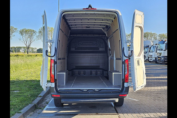 Mercedes-Benz Sprinter 317 L2H2 Pro Mbux10 Euro6 Airco Automaat Facelift Navi BPM-Vrij 170Pk Euro6 Camera! L2H2 Mbux RWD Euro6 Airco Automaat Facelift Navi BPM-Vrij 170Pk Euro6 Camera