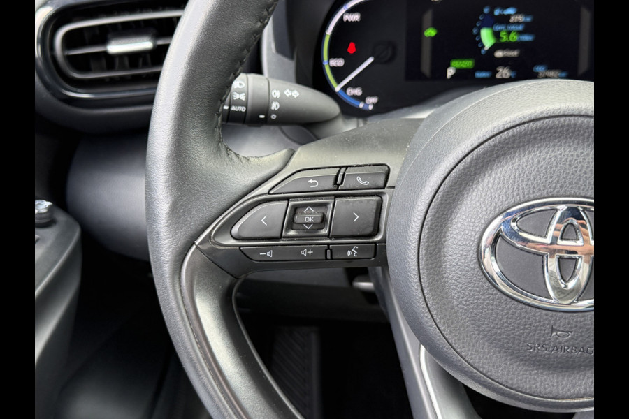 Toyota Yaris Cross 1.5 Hybrid Team D | ACC | CarPlay | Camera | Keyless | 17 inch