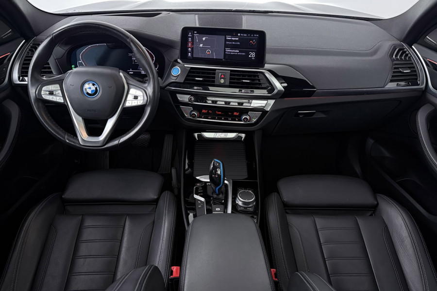 BMW iX3 High Executive 80 kWh M-pakket 98% SoH (1e eigenaar, NL-auto, Dealer OnderH, Panoramadak, Navi Pro, Leder, StoelV, Etc)