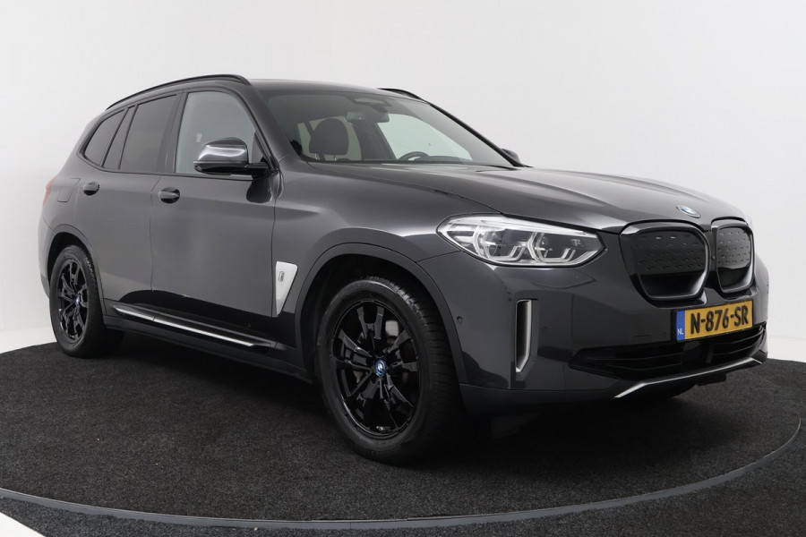 BMW iX3 High Executive 80 kWh M-pakket 98% SoH (1e eigenaar, NL-auto, Dealer OnderH, Panoramadak, Navi Pro, Leder, StoelV, Etc)