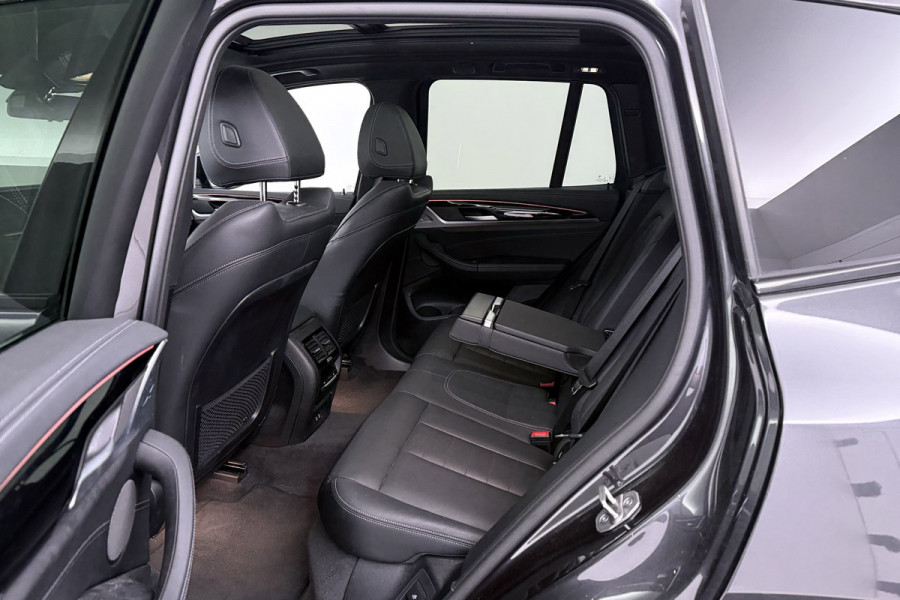 BMW iX3 High Executive 80 kWh M-pakket 98% SoH (1e eigenaar, NL-auto, Dealer OnderH, Panoramadak, Navi Pro, Leder, StoelV, Etc)