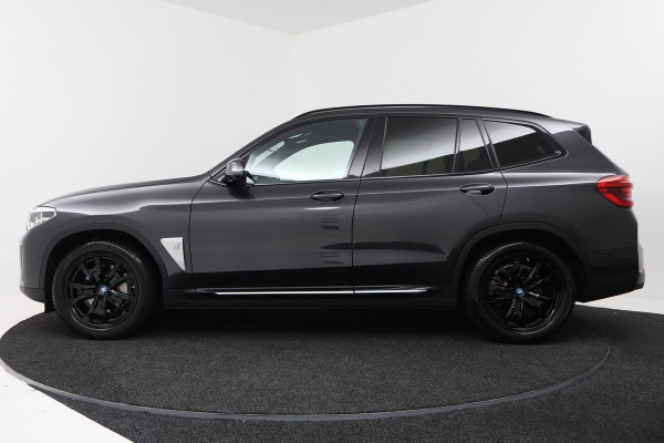 BMW iX3 High Executive 80 kWh M-pakket 98% SoH (1e eigenaar, NL-auto, Dealer OnderH, Panoramadak, Navi Pro, Leder, StoelV, Etc)