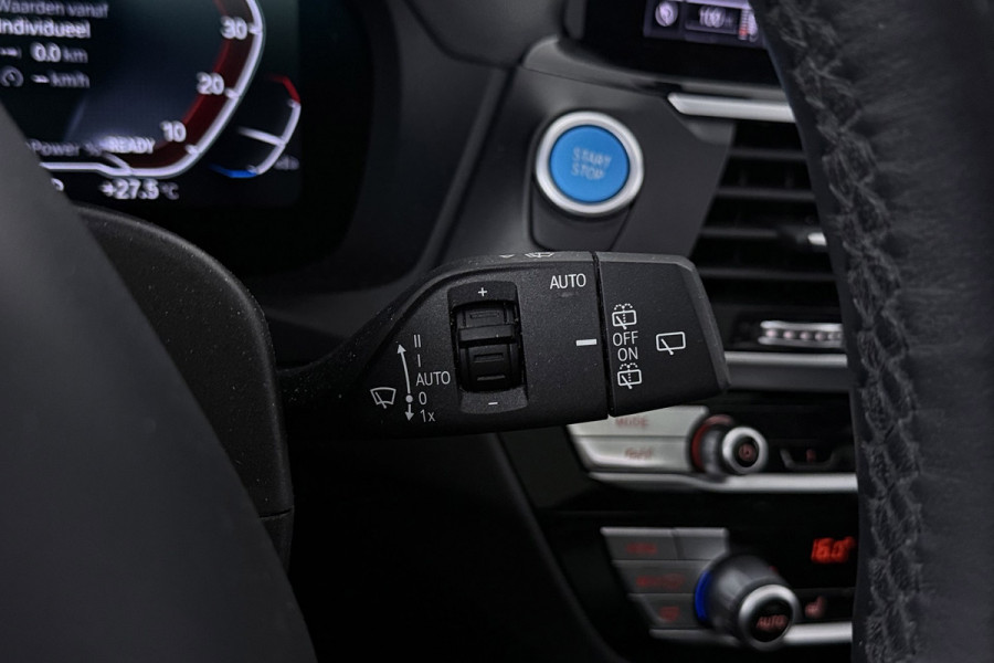 BMW iX3 High Executive 80 kWh M-pakket 98% SoH (1e eigenaar, NL-auto, Dealer OnderH, Panoramadak, Navi Pro, Leder, StoelV, Etc)