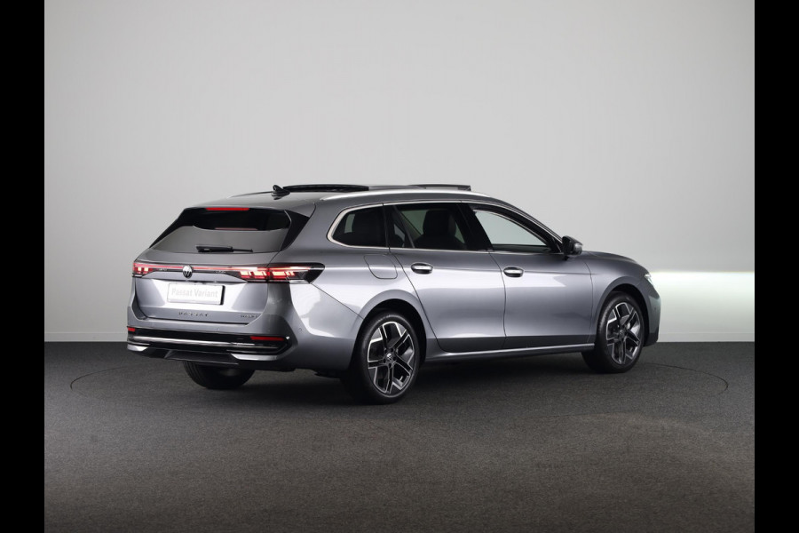 Volkswagen Passat Variant Elegance Business 1.5 eHybrid 150 kW / 204 pk Panoramaschuif/kanteldak, Lederen interieur, Stoelventilatie en massage