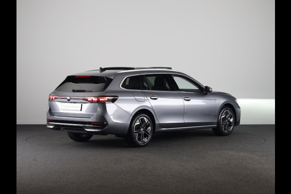 Volkswagen Passat Variant Elegance Business 1.5 eHybrid 150 kW / 204 pk Panoramaschuif/kanteldak, Lederen interieur, Stoelventilatie en massage