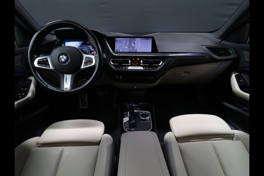 BMW 2 Serie Gran Coupé 218i M Sport [APPLE CARPLAY, ANDROID, CAMERA, CRUISE CONTROL, DIGITAL DASH, PDC V+A, VOL LEDER, NAVIGATIE, NIEUWSTAAT]