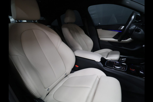BMW 2 Serie Gran Coupé 218i M Sport [APPLE CARPLAY, ANDROID, CAMERA, CRUISE CONTROL, DIGITAL DASH, PDC V+A, VOL LEDER, NAVIGATIE, NIEUWSTAAT]
