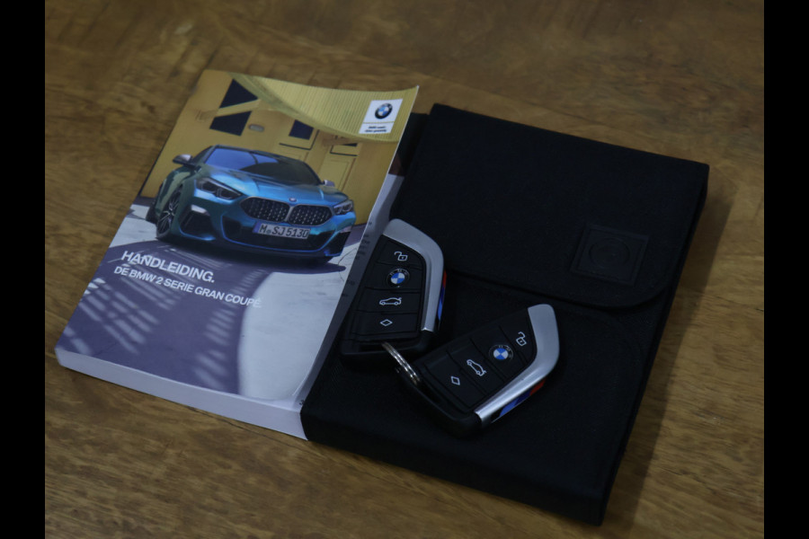 BMW 2 Serie Gran Coupé 218i M Sport [APPLE CARPLAY, ANDROID, CAMERA, CRUISE CONTROL, DIGITAL DASH, PDC V+A, VOL LEDER, NAVIGATIE, NIEUWSTAAT]