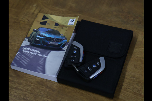 BMW 2 Serie Gran Coupé 218i M Sport [APPLE CARPLAY, ANDROID, CAMERA, CRUISE CONTROL, DIGITAL DASH, PDC V+A, VOL LEDER, NAVIGATIE, NIEUWSTAAT]