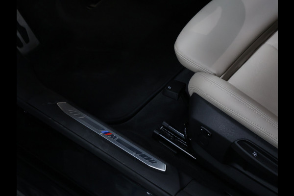 BMW 2 Serie Gran Coupé 218i M Sport [APPLE CARPLAY, ANDROID, CAMERA, CRUISE CONTROL, DIGITAL DASH, PDC V+A, VOL LEDER, NAVIGATIE, NIEUWSTAAT]