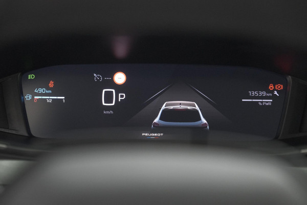 Peugeot 208 1.2 Hybrid 110 e-DCS6 Allure | Apple Carplay | Parkeersensoren Voor + Achter | Climate Control