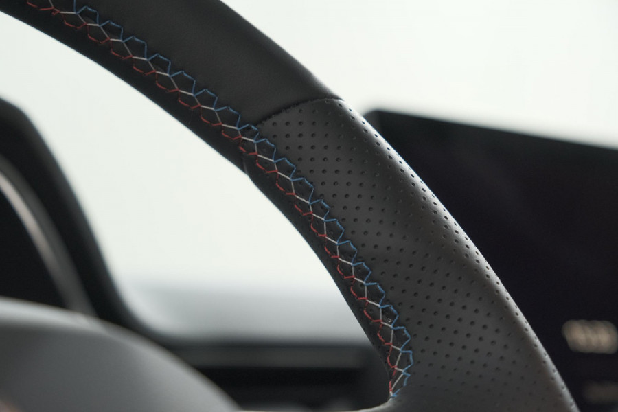 Renault Captur 1.8 E-Tech Full Hybrid 160 Esprit Alpine | Rondom Camerazicht | Dodehoekdetectie | Adaptieve Cruise Control