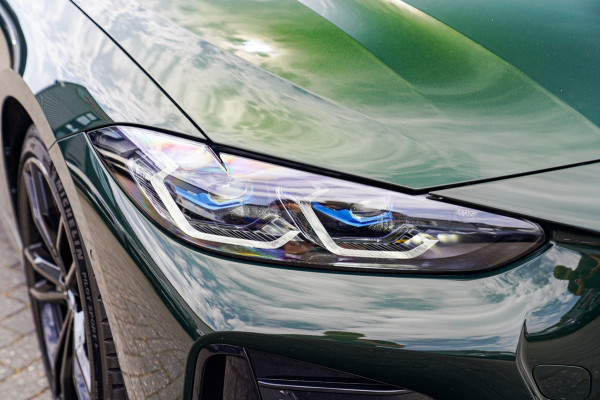 BMW 4 Serie Cabrio 430i High Executive |Sanremo green | LaserLED | Stoelkoeling | Camera | Nekverwarming | Carbon