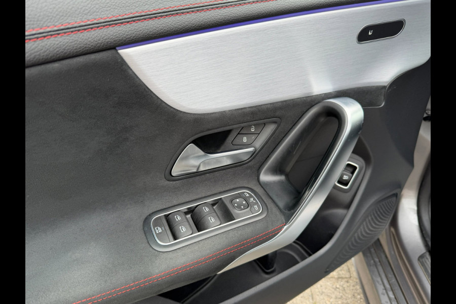 Mercedes-Benz CLA-Klasse Shooting Brake 200 AMG Line l PANO l XENON