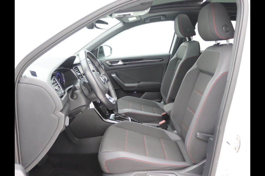Volkswagen T-Roc 1.5 TSI Sport Pano, Trekhaak, Camera, Stoelverwarming