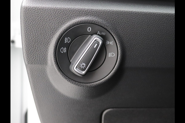 Volkswagen T-Roc 1.5 TSI Sport Pano, Trekhaak, Camera, Stoelverwarming