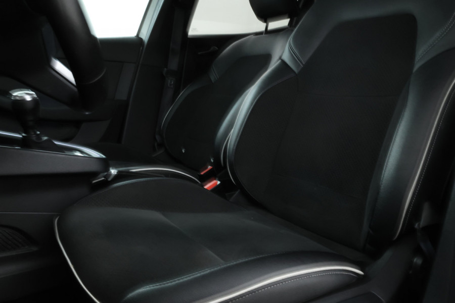 Renault Clio 1.0 TCe Intens 5 Deurs, Editon 1, Uniek! Navi