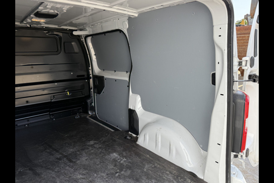 Fiat Scudo 144PK 2.0 Automaat L2H1 Climate Control Cruise Control Trekhaak Carplay Camera Navigatie Parkeersensoren