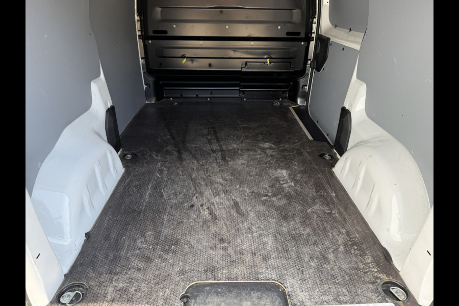 Fiat Scudo 144PK 2.0 Automaat L2H1 Climate Control Cruise Control Trekhaak Carplay Camera Navigatie Parkeersensoren