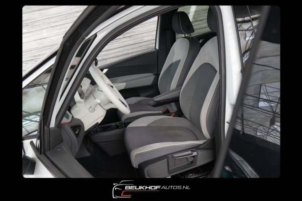 Volkswagen ID.3 First Plus 58 kWh Cam Adapt Cruise Soh 93.7%