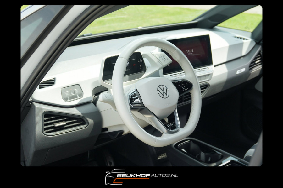 Volkswagen ID.3 First Plus 58 kWh Cam Adapt Cruise Soh 93.7%