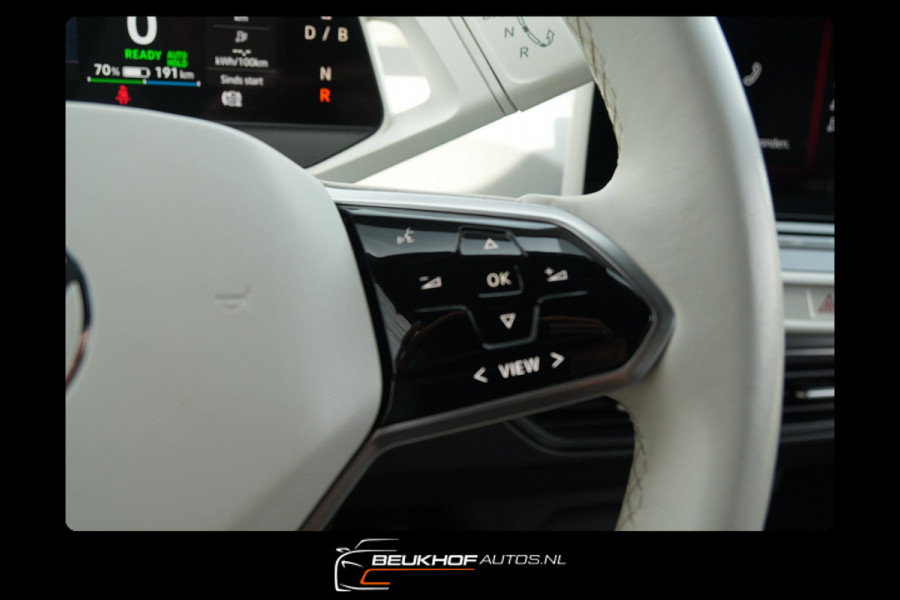 Volkswagen ID.3 First Plus 58 kWh Cam Adapt Cruise Soh 93.7%