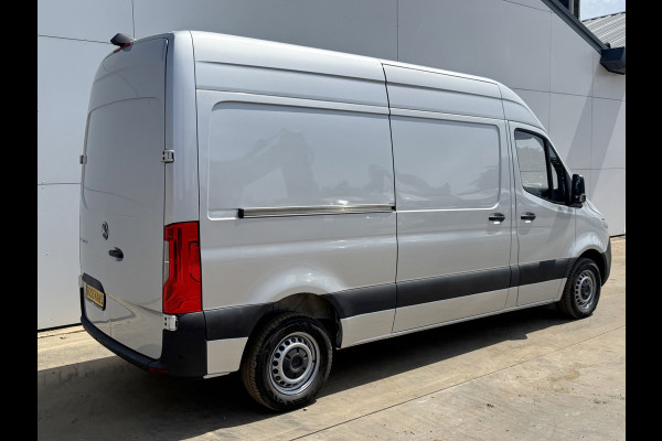 Mercedes-Benz Sprinter 215 1.9 CDI Automaat L2H2 Climate Control Camera Carplay Parkeersensoren v+a