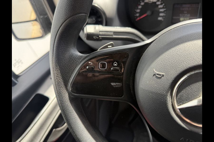 Mercedes-Benz Sprinter 215 1.9 CDI Automaat L2H2 Climate Control Camera Carplay Parkeersensoren v+a
