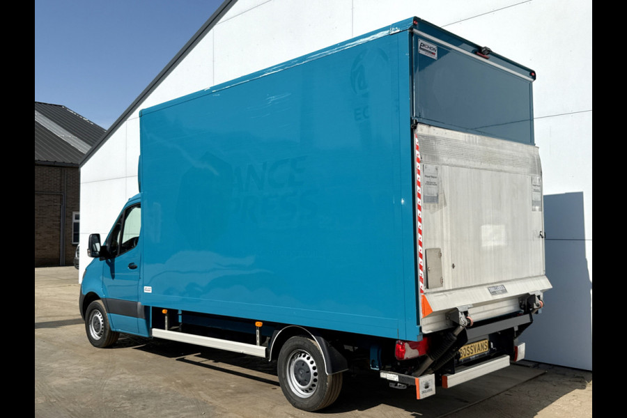 Mercedes-Benz Sprinter 315 1.9 CDI Automaat Laadklep Zijdeur Climate Control Cruise Control Camera Koffer Bakwagen Meubelbak