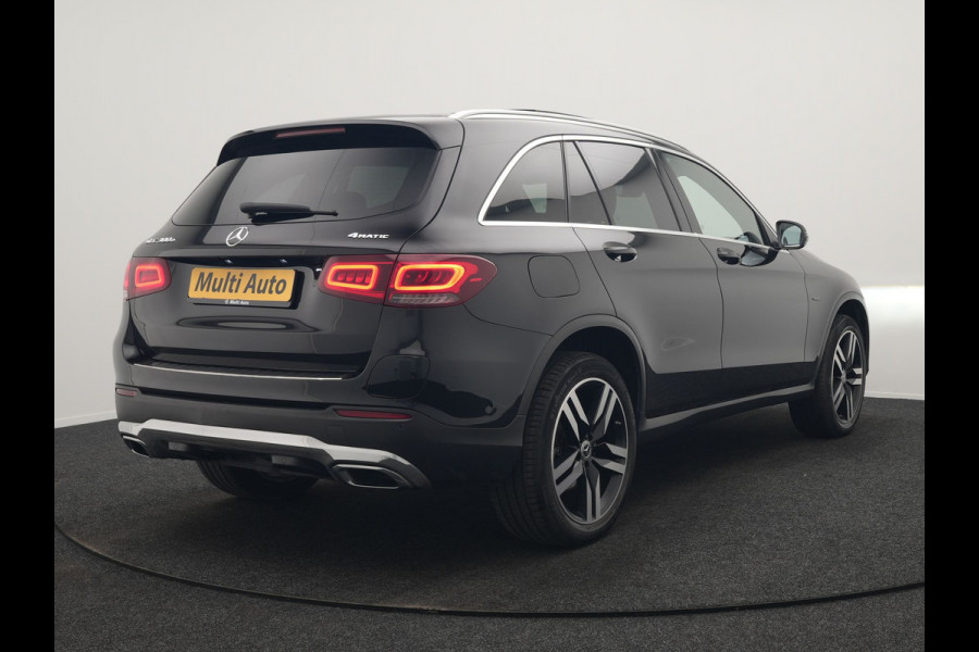 Mercedes-Benz GLC 300e 4MATIC Premium Plus PHEV 320pk Dealer O.H | Panodak | Trekhaak af Fabriek | Adaptive Cruise | Multibeam LED | 20" L.M | Apple Carplay | Sfeerverlichting | Camera | BLIS |