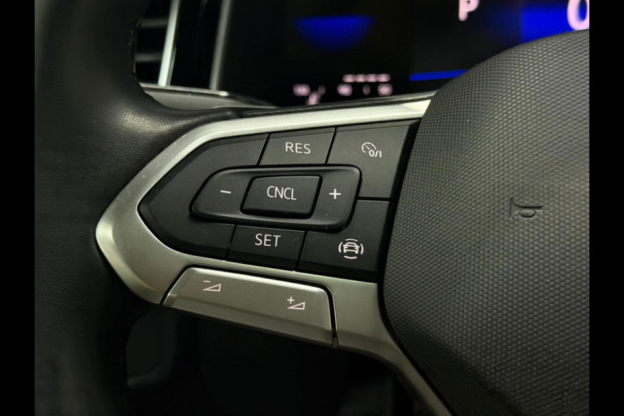 Volkswagen Taigo 1.0 TSI R-Line Pano CarPlay IQ Light