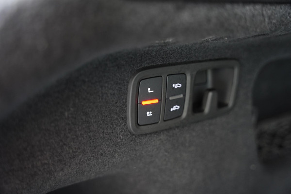 Audi RSQ8 4.0 TFSI Quattro / Sport Uitlaat / Panoramadak / B&O