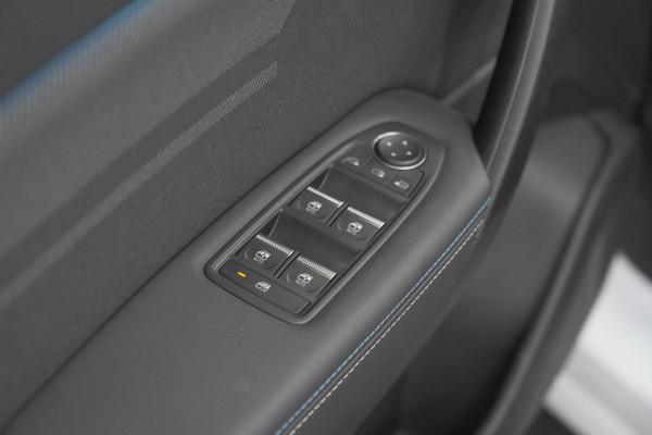 Renault Captur 1.8 E-Tech Full Hybrid 160 Esprit Alpine | Rondom Camerazicht | Dodehoekdetectie | Adaptieve Cruise Control