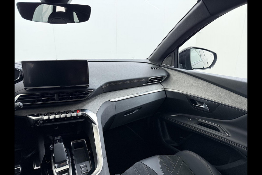 Peugeot 3008 1.6 HYbrid 225 GT PHEV | BLACK PACK | 19 INCH | ELEKTRISCHE KOFFERBAK | FOCAL AUDIO | ACHTERUITRIJCAMERA MET 180° VIEW | STOELVERWARMING | ALCANTARA | RIJKLAAR GELEVERD MET 12 MND BOVAG GARANTIE |