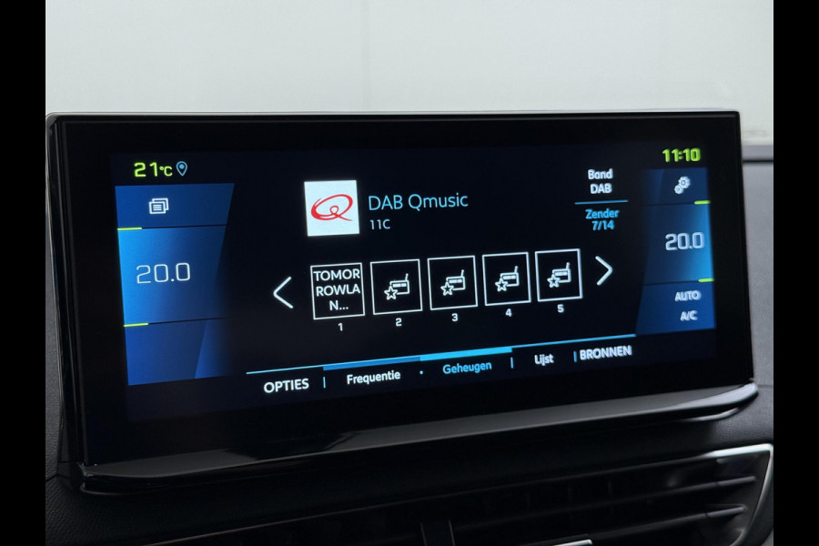 Peugeot 3008 1.6 HYbrid 225 GT PHEV | BLACK PACK | 19 INCH | ELEKTRISCHE KOFFERBAK | FOCAL AUDIO | ACHTERUITRIJCAMERA MET 180° VIEW | STOELVERWARMING | ALCANTARA | RIJKLAAR GELEVERD MET 12 MND BOVAG GARANTIE |