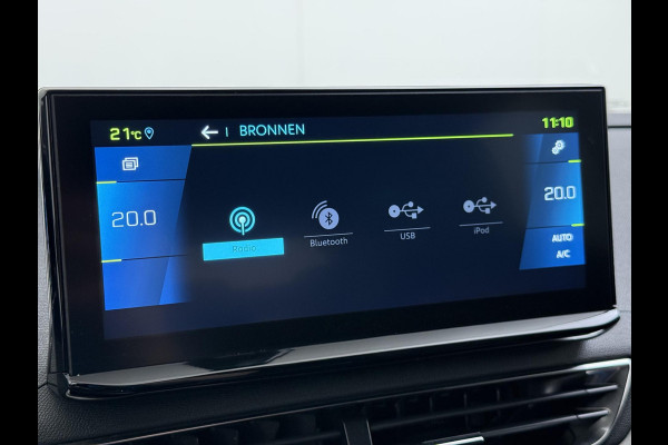 Peugeot 3008 1.6 HYbrid 225 GT PHEV | BLACK PACK | 19 INCH | ELEKTRISCHE KOFFERBAK | FOCAL AUDIO | ACHTERUITRIJCAMERA MET 180° VIEW | STOELVERWARMING | ALCANTARA | RIJKLAAR GELEVERD MET 12 MND BOVAG GARANTIE |