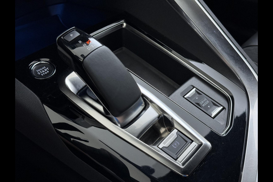 Peugeot 3008 1.6 HYbrid 225 GT PHEV | BLACK PACK | 19 INCH | ELEKTRISCHE KOFFERBAK | FOCAL AUDIO | ACHTERUITRIJCAMERA MET 180° VIEW | STOELVERWARMING | ALCANTARA | RIJKLAAR GELEVERD MET 12 MND BOVAG GARANTIE |