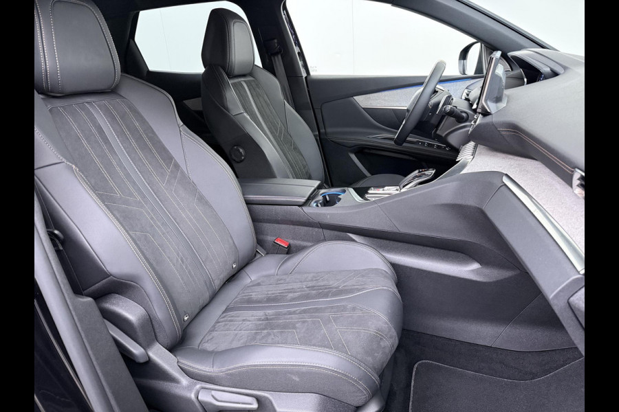 Peugeot 3008 1.6 HYbrid 225 GT PHEV | BLACK PACK | 19 INCH | ELEKTRISCHE KOFFERBAK | FOCAL AUDIO | ACHTERUITRIJCAMERA MET 180° VIEW | STOELVERWARMING | ALCANTARA | RIJKLAAR GELEVERD MET 12 MND BOVAG GARANTIE |
