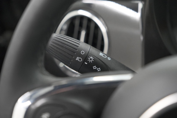 Fiat 500 1.0 Hybrid Dolcevita Apple Carplay | Parkeersensoren | Climate Control