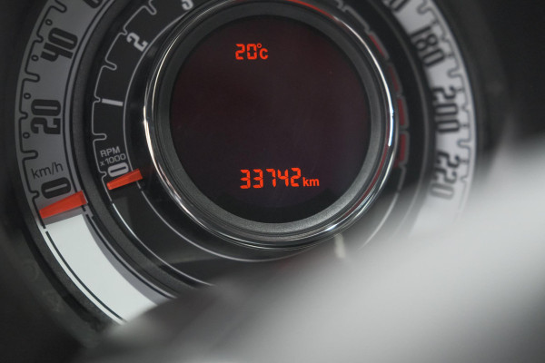 Fiat 500 1.0 Hybrid Dolcevita Apple Carplay | Parkeersensoren | Climate Control