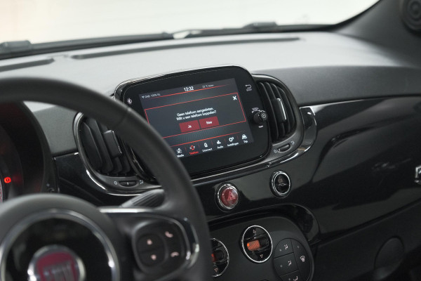 Fiat 500 1.0 Hybrid Dolcevita Apple Carplay | Parkeersensoren | Climate Control