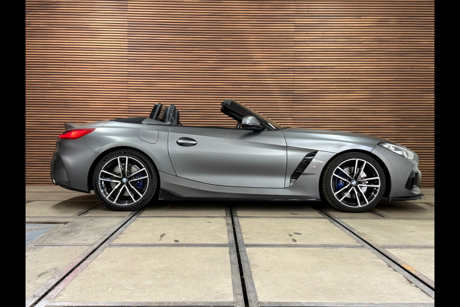 BMW Z4 Roadster SDrive30i High Ex. Edition | VOL! | M-Sport | Frozen Grey | H/K Sound | HUD | Adaptief M | Maxton| Leder/Alcantara