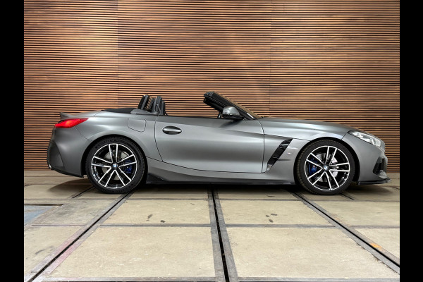 BMW Z4 Roadster SDrive30i High Ex. Edition | VOL! | M-Sport | Frozen Grey | H/K Sound | HUD | Adaptief M | Maxton| Leder/Alcantara