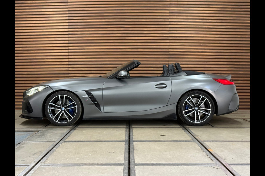 BMW Z4 Roadster SDrive30i High Ex. Edition | VOL! | M-Sport | Frozen Grey | H/K Sound | HUD | Adaptief M | Maxton| Leder/Alcantara