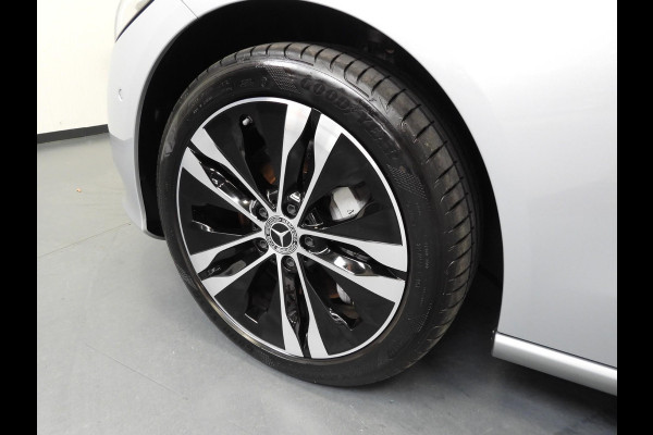 Mercedes-Benz C-Klasse Estate C300e Business Line SCHUIFDAK/NIGHT/SFEER/LED/18"LMV!