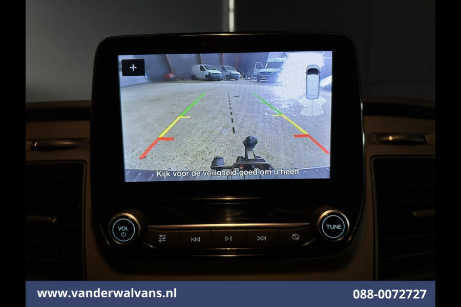 Ford Transit Custom 2.0 TDCI 130pk L2H1 Euro6 Airco | Camera | 2800kg Trekhaak | LED | Android Auto Cruisecontrol, Verwarmde voorruit, Stoelverwarming, Parkeersensoren, Bijrijdersbank